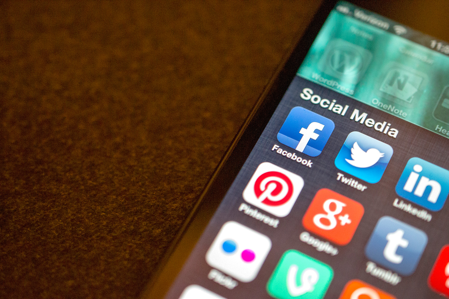 Marele experiment social media al Australiei