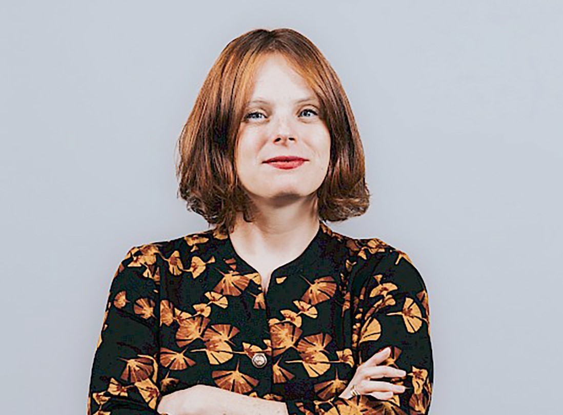 „M-a fascinat ideea că Dunărea curge din Pădurea Neagră pînă la Marea Neagră” – interviu cu scriitoarea Anneleen Van OFFEL