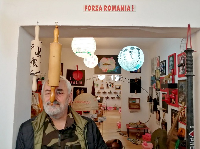 Plecați cu flori pentru Algernon sau cu flori la mormîntul lui Algernon – Ceci n’est pas une question