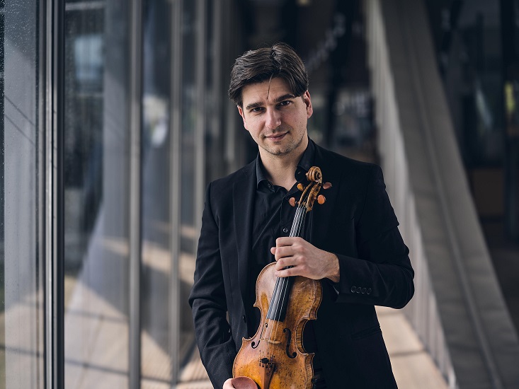 Vlad Stănculeasa, unul dintre marii violoniști români aplaudați în străinătate, este invitat la Sala Radio