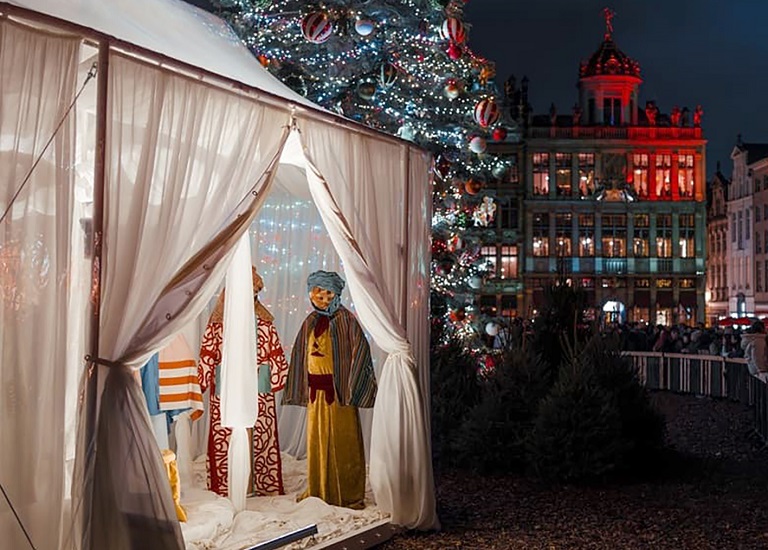 Cum a ajuns Ieslea de Crăciun subiect de controversă politică