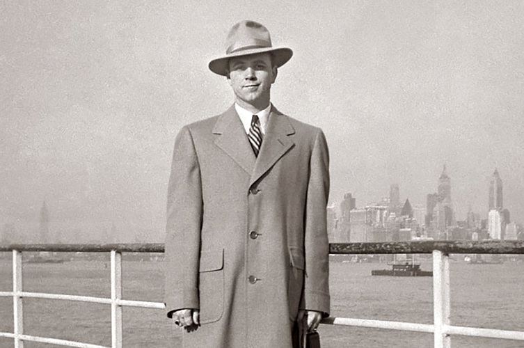 Cu ancora prin lumea mișcătoare