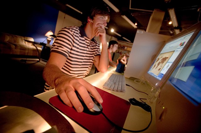 De la păpuși de lemn la IA: meseriile pe care nu le putem prezice