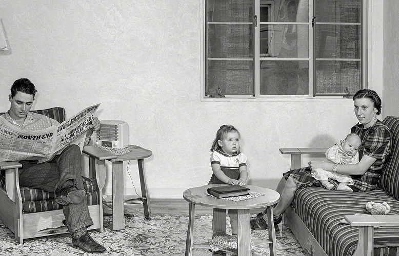 Țară, țară, vrem copii! - o critică feministă a discursurilor despre natalitate