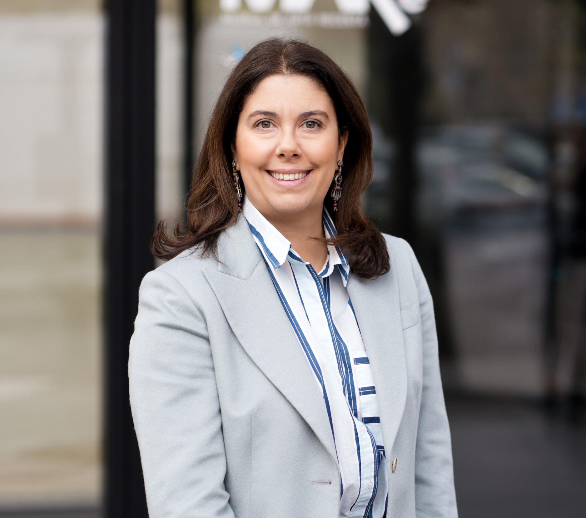 „Ideile sînt moneda unui curator” – interviu cu istoricul și curatorul de artă Flavia FRIGERI