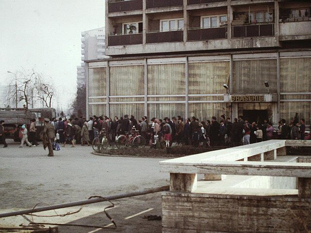 România 1989 - percepții versus realități economice & sociale