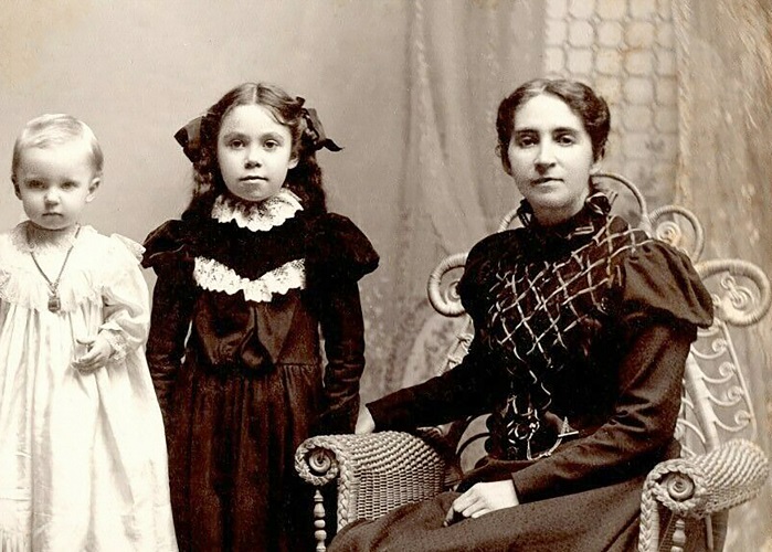 „În parenting, conceptul de a doua șansă este fundamental”  – interviu cu psihoterapeuta Cătălina DUMITRESCU