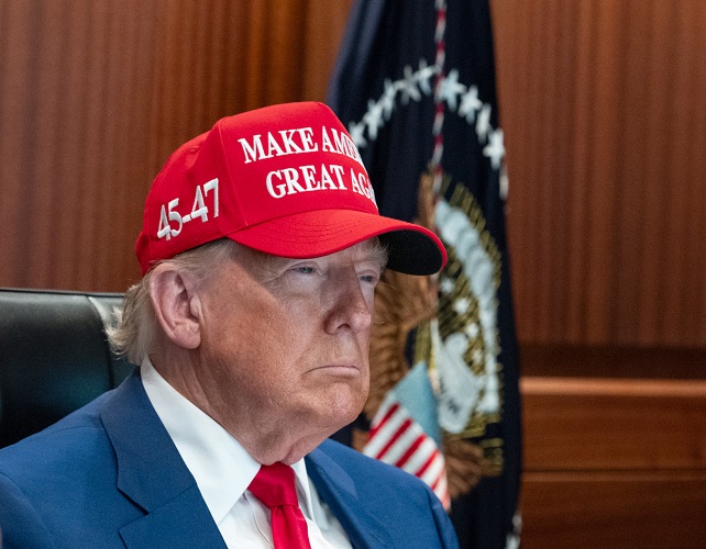 Trump distruge brand-ul extremei-dreapta