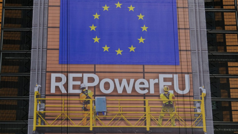 Ceea ce se întîmplă la Bruxelles nu trebuie să rămînă doar acolo