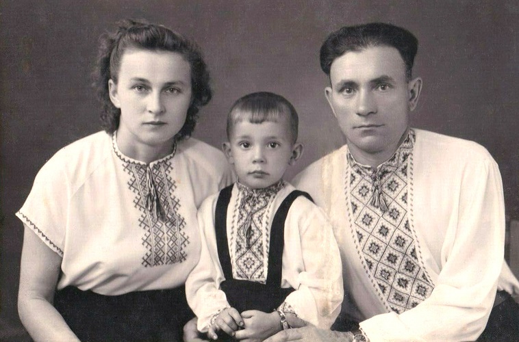 Cine mai sînt eu? – reflecție asupra unei identități fluide