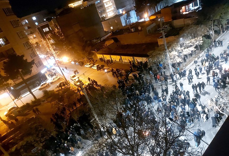 Responsabilitatea de a proteja și războiul împotriva Iranului