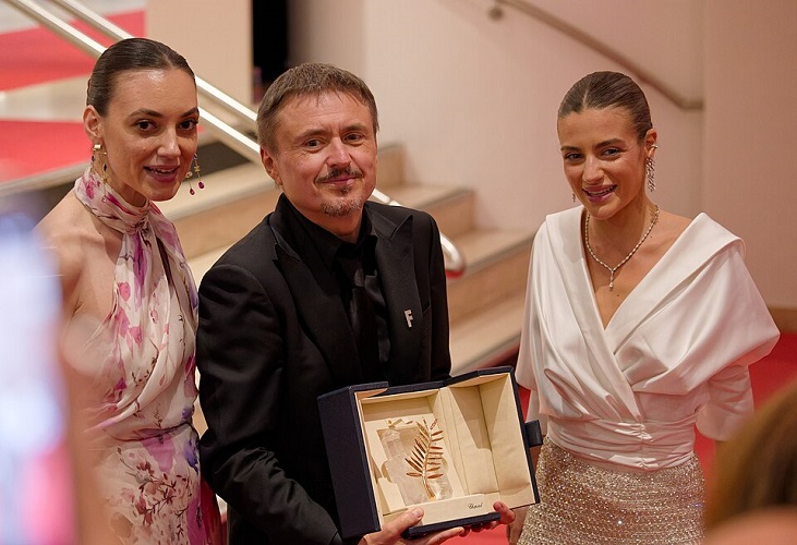 Se ascut armele ideologice