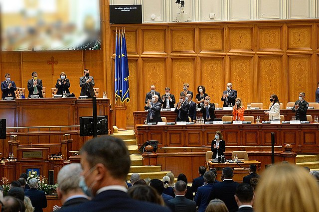 Despre nehotărîrea politicienilor
