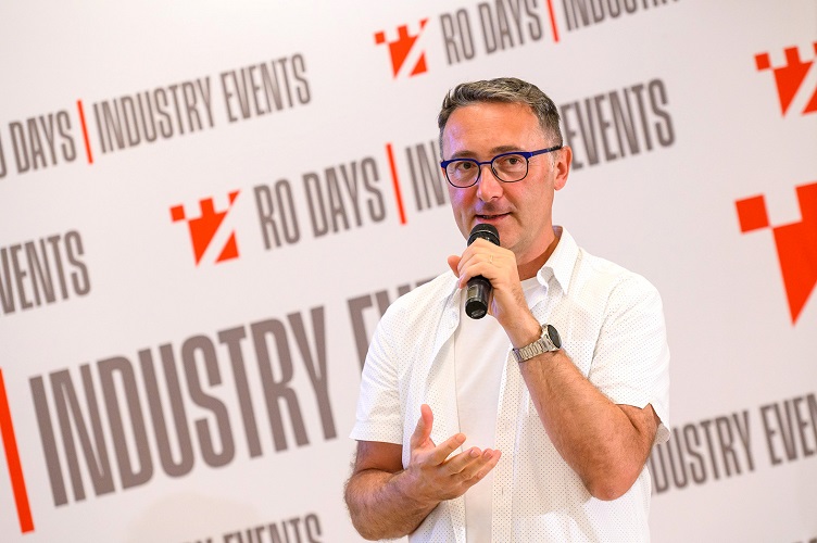 „E sentimentul că o iei de fiecare dată de la început” – interviu cu Tudor GIURGIU, regizor, fondator și președinte al Festivalului Internațional de Film Transilvania (TIFF)