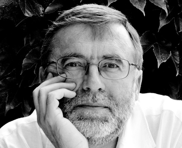 Cînd din uitare și dezastru se reîntrupează teatrul