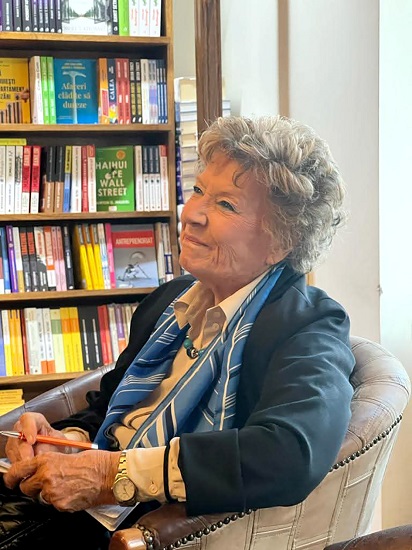 „Am avut întotdeauna un simț al dreptății” – interviu cu scriitoarea italiană Dacia MARAINI